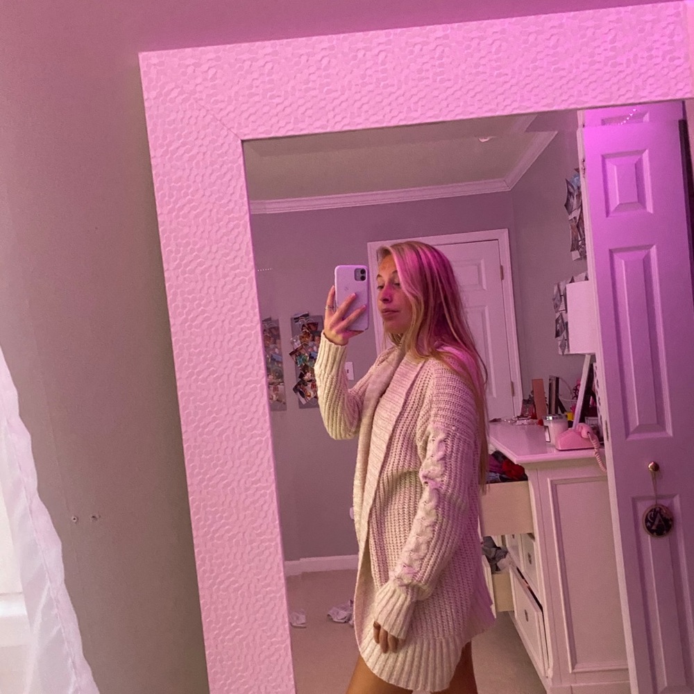 never worn!! - Picture 3 of 3